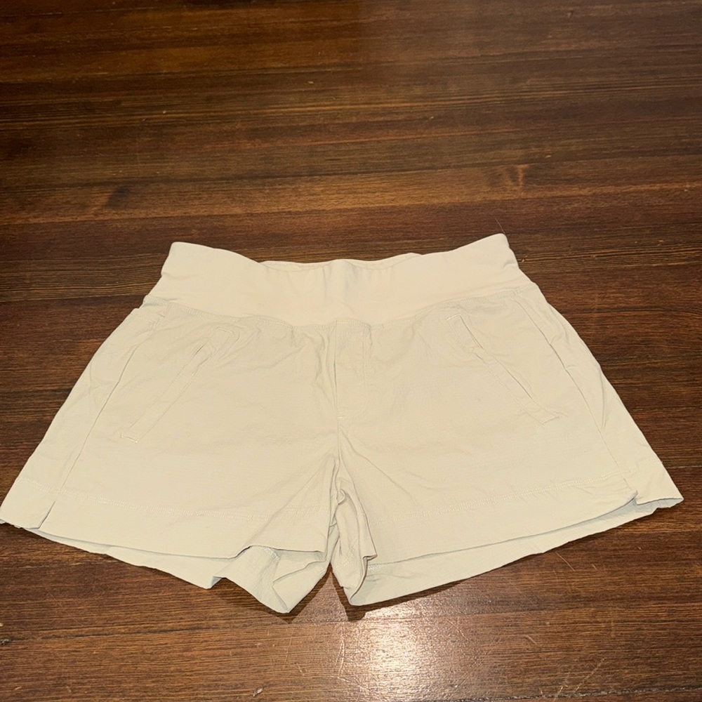 Athleta shorts (6)